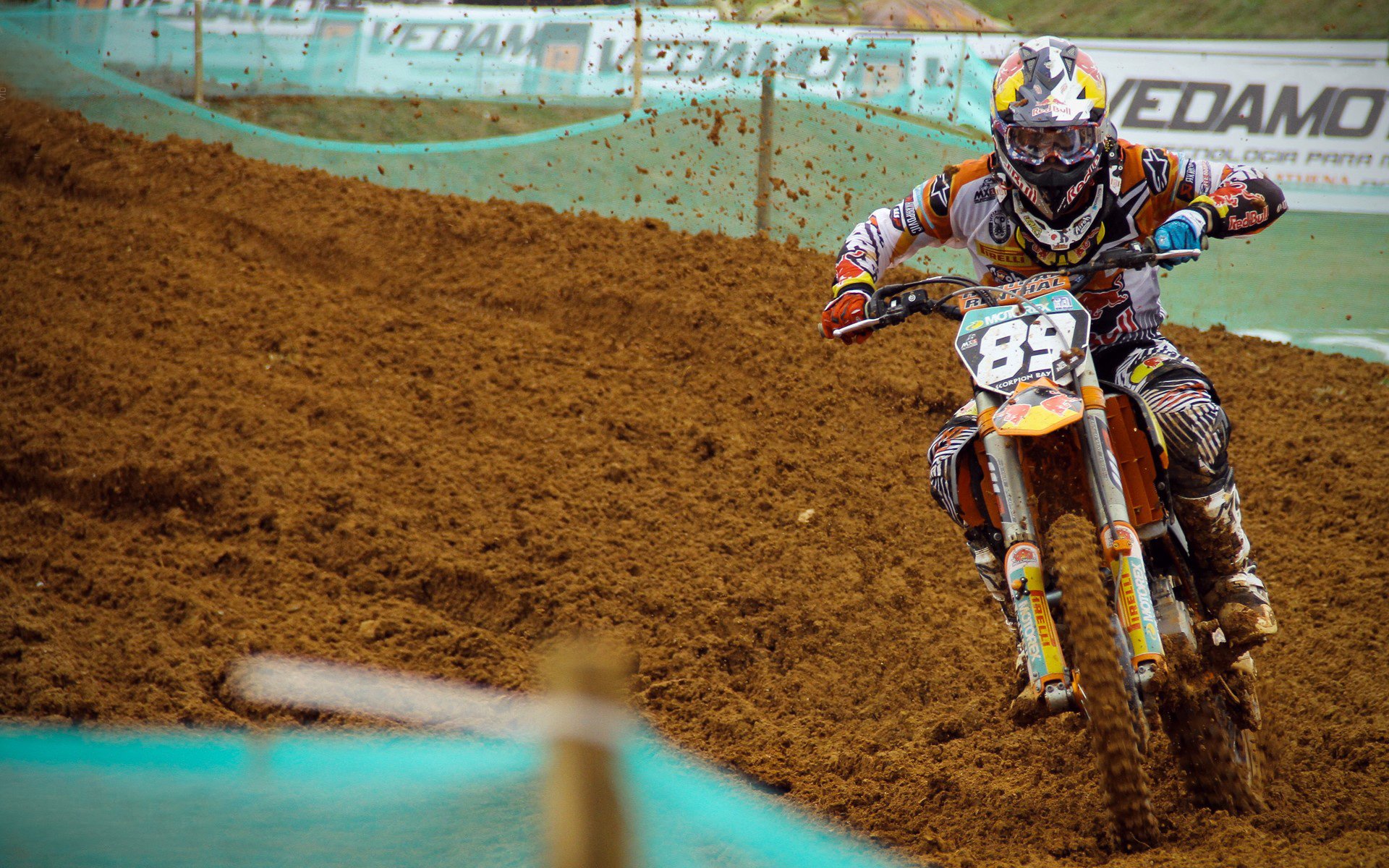 这一刻全场欢呼，这一刻下一句